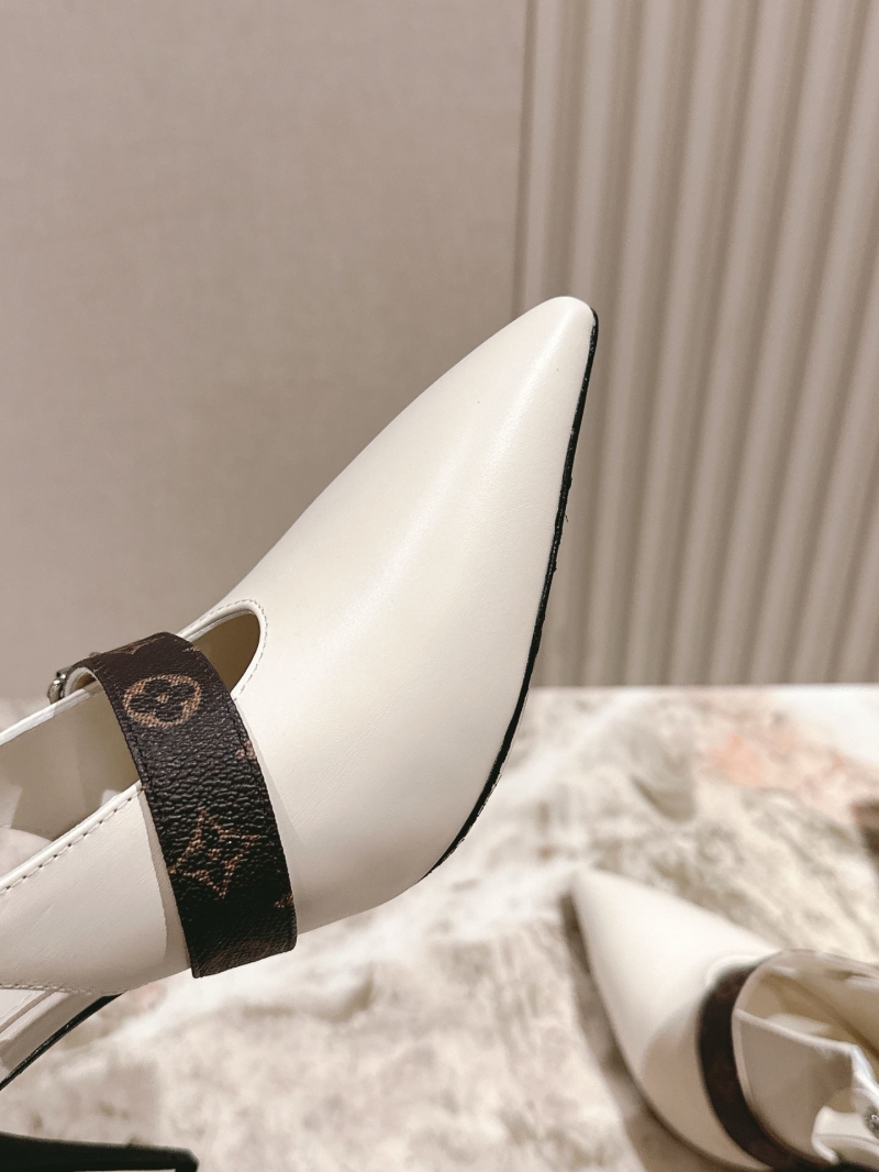 l0vis Vvtt0n heeled shoes